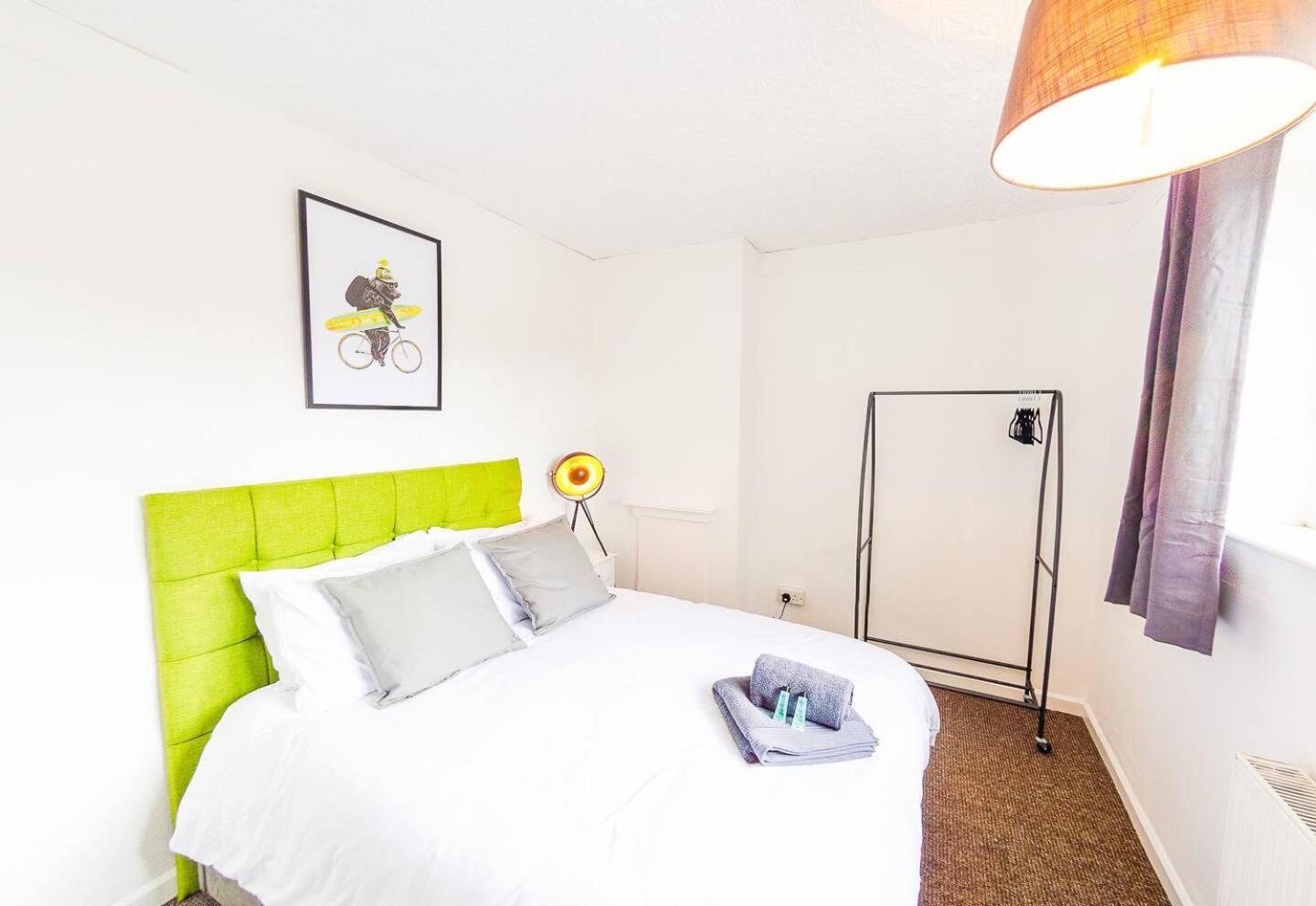 4 Bed - 2 Baths 1 Walk In Shower Lots Of Parking Ipswich Eksteriør bilde